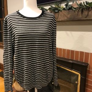 GAP black and gray striped top, XL fits like L